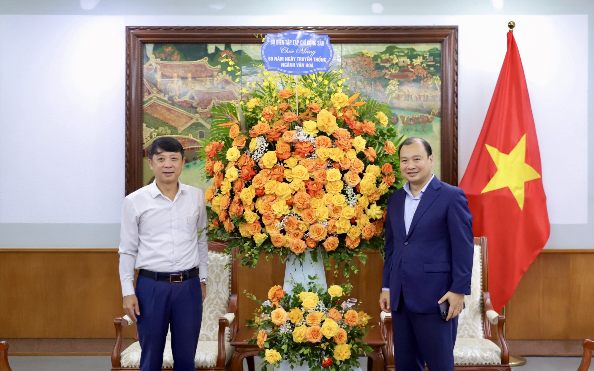 Thứ trưởng Thường trực Lê Hải Bình tiếp đoàn lãnh đạo Tạp chí Cộng sản thăm và chúc mừng Bộ VHTTDL nhân 80 năm Ngày truyền thống Ngành Văn hóa