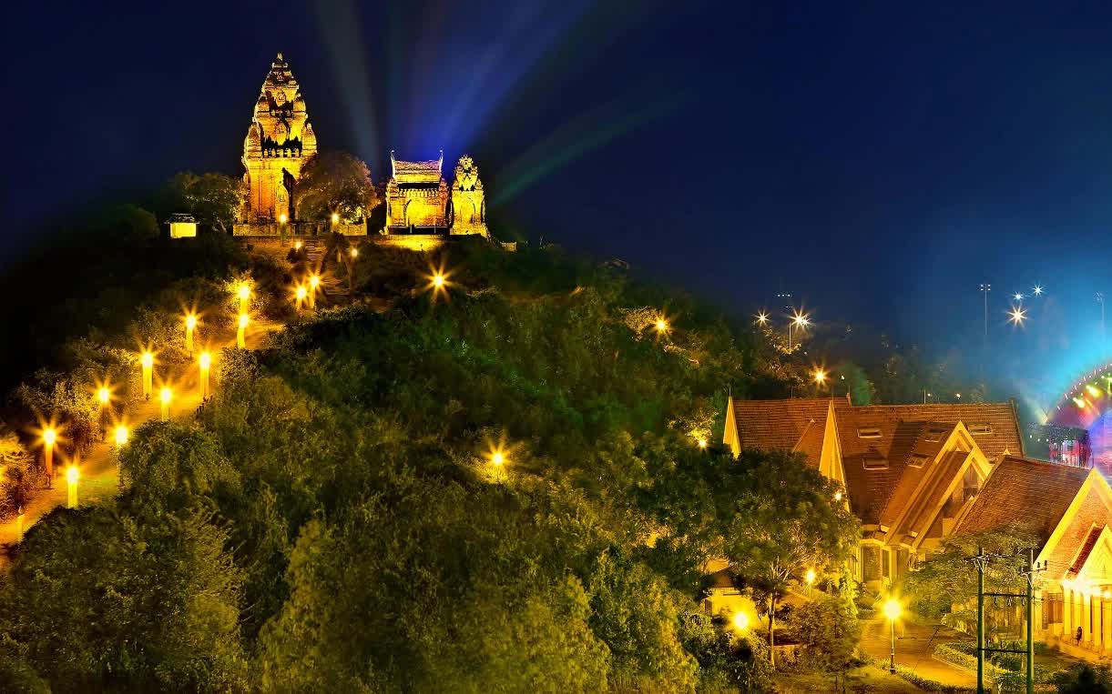 Ngày 05/12 sẽ diễn ra Hội thảo “Phát huy giá trị di sản văn hóa Chăm trong phát triển du lịch” tại Khánh Hòa