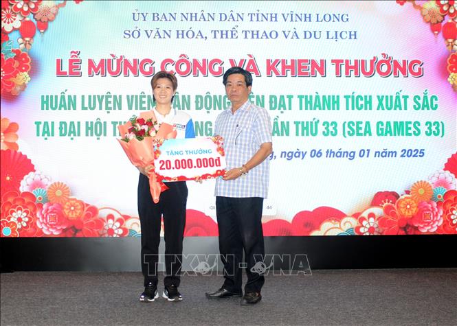 Vĩnh Long: Tuyên dương huấn luyện viên, vận động viên đạt thành tích cao tại SEA Games 33 - Ảnh 3.