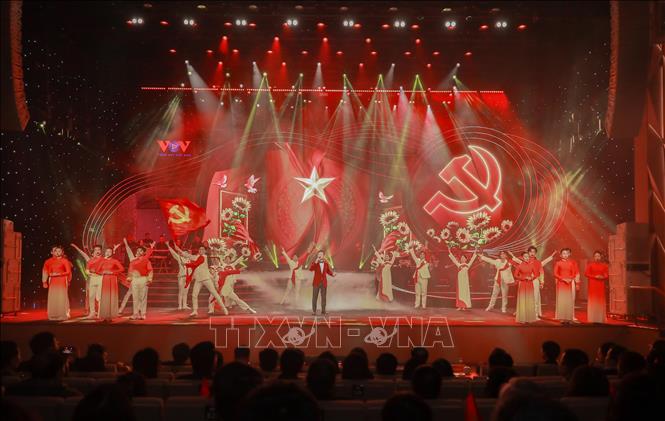 Khẳng định niềm tin son sắt với Đảng qua ngôn ngữ văn hóa nghệ thuật - Ảnh 3.