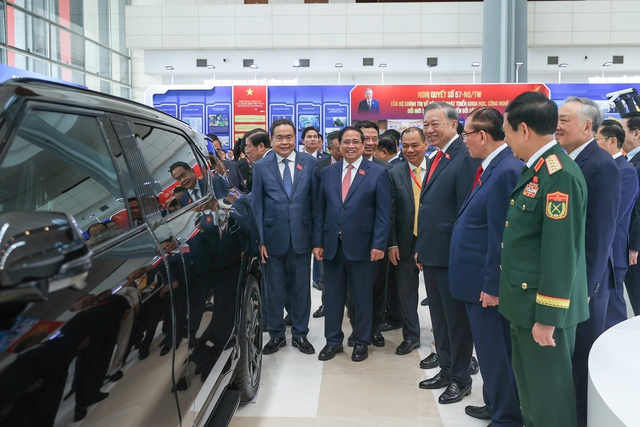 Chùm ảnh: Khai mạc trọng thể Đại hội đại biểu Đảng bộ Chính phủ lần thứ I- Ảnh 4.