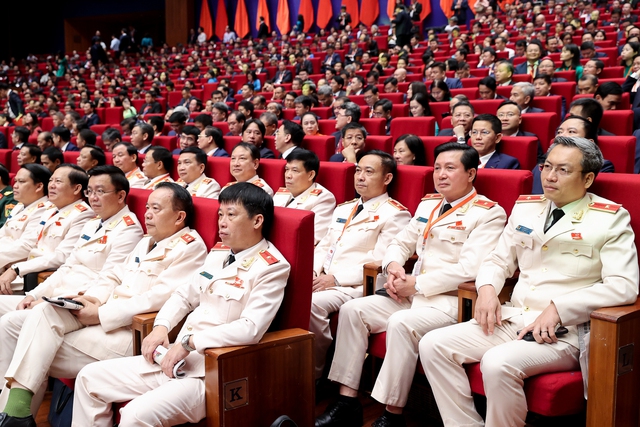 Chùm ảnh: Khai mạc trọng thể Đại hội đại biểu Đảng bộ Chính phủ lần thứ I- Ảnh 11.