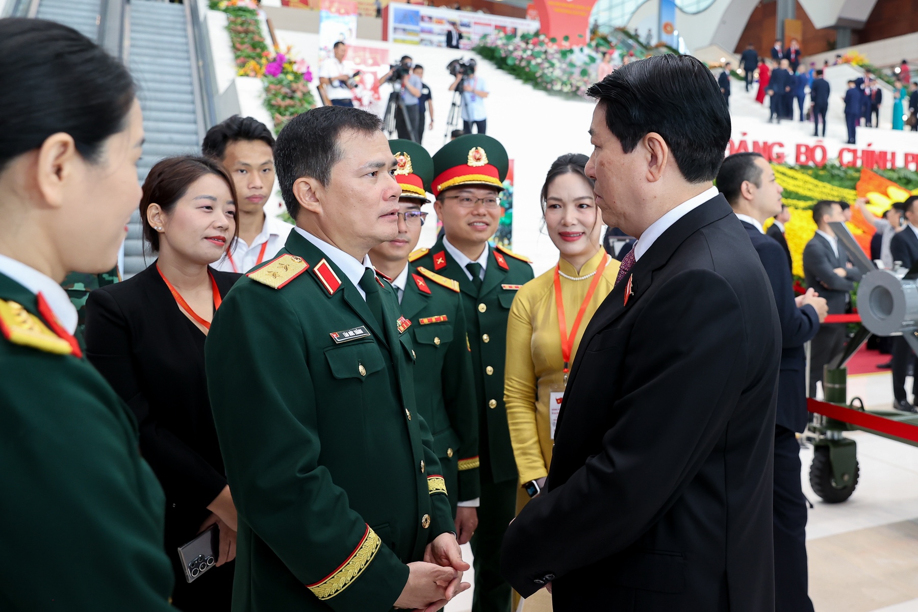 Chùm ảnh: Khai mạc trọng thể Đại hội đại biểu Đảng bộ Chính phủ lần thứ I- Ảnh 2.