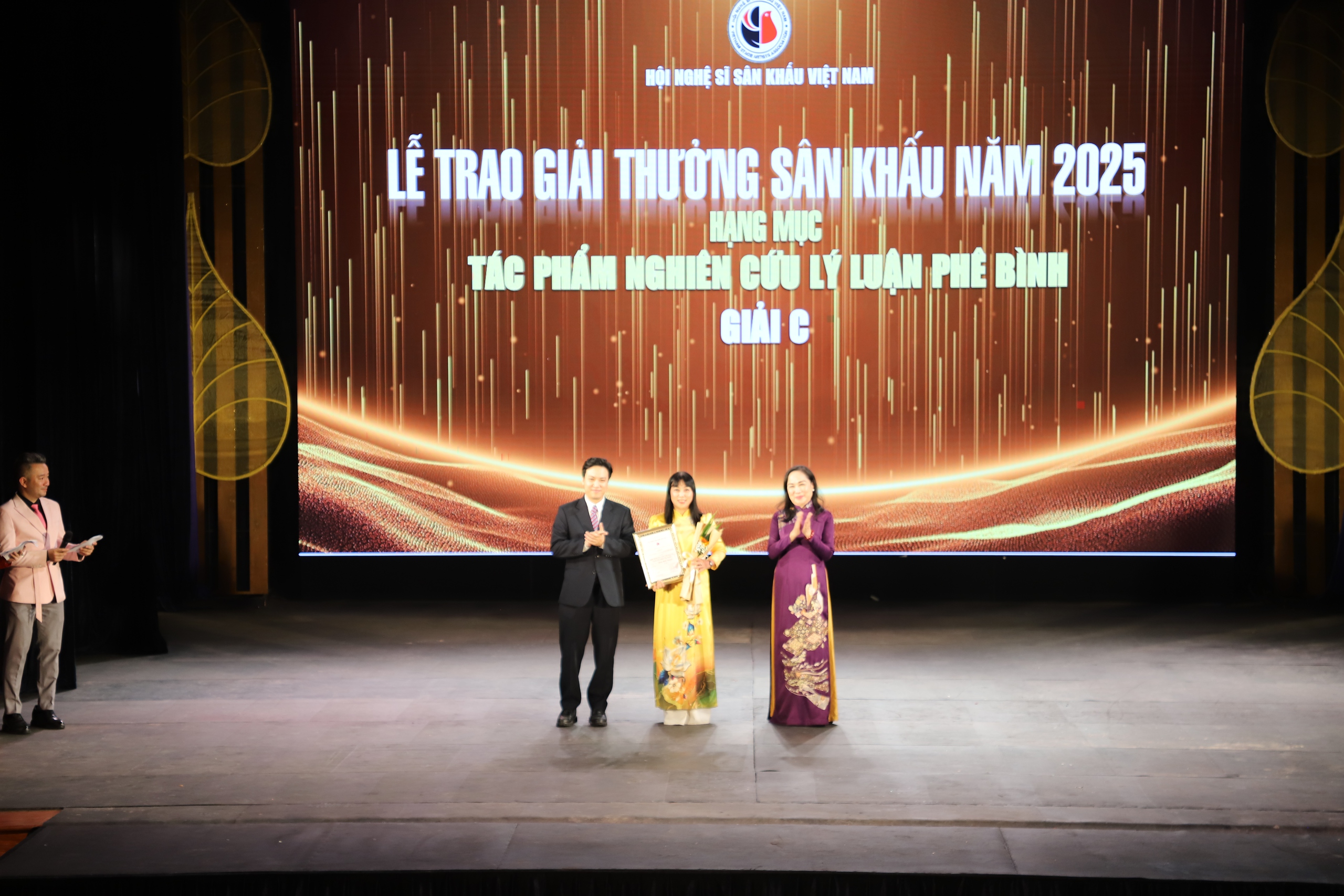 Hội Nghệ sĩ Sân khấu Việt Nam tổ chức Lễ Trao giải thưởng Sân khấu năm 2025 và triển khai công tác năm 2026